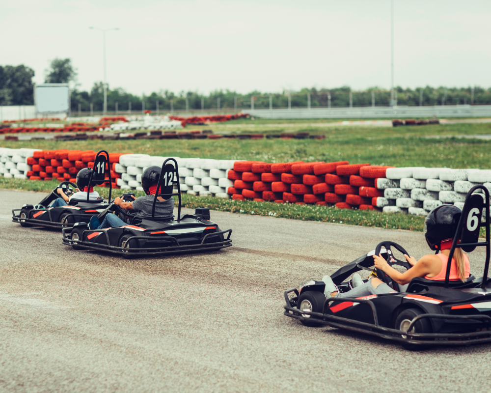 So meistern Sie die Piste: Die richtige Karting-Klasse wählen