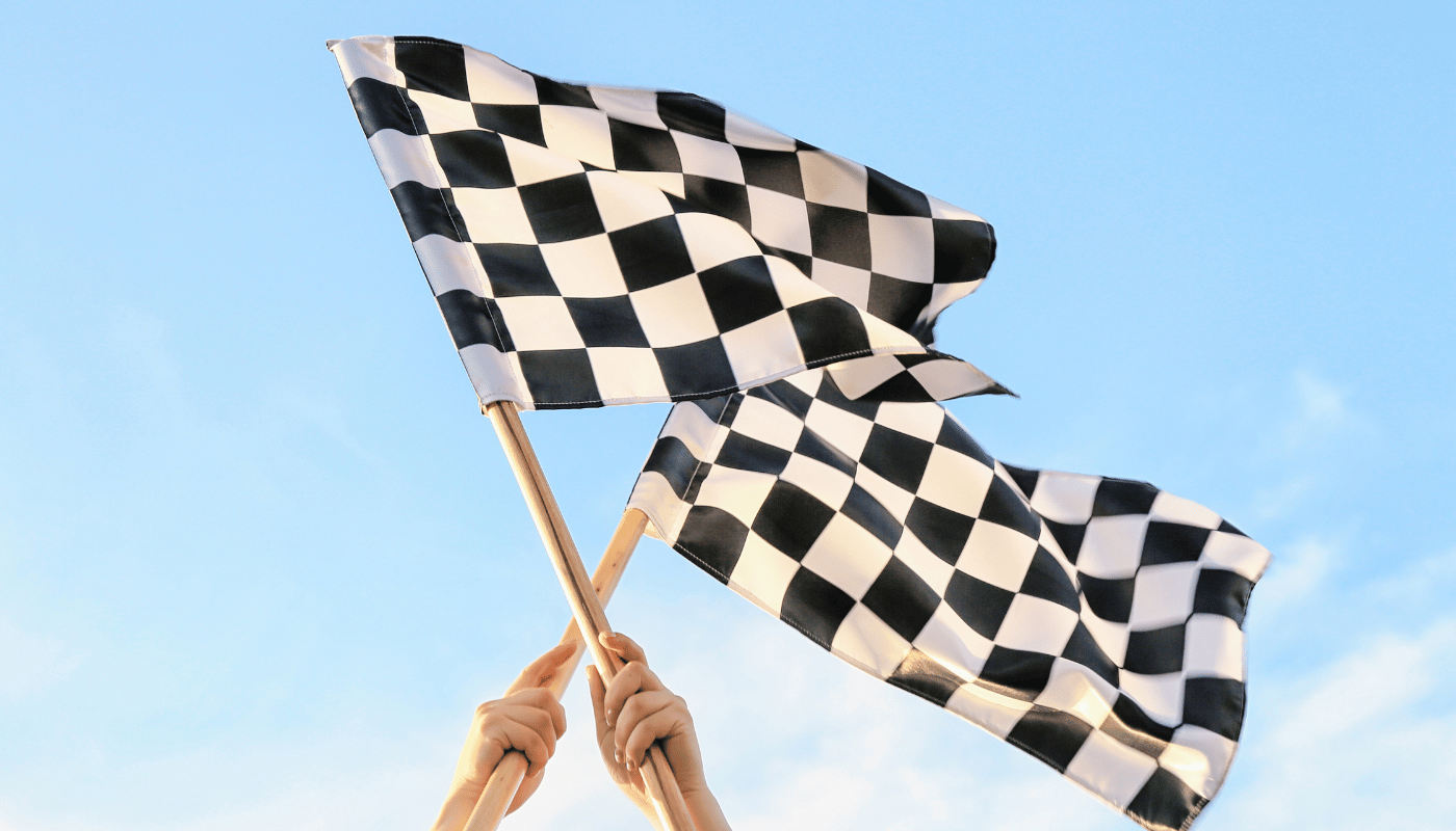 Was bedeutet die blaue Flagge beim Kartfahren: Ein Muss für Rennfahrer